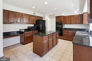 12411 Rousseau Terrace, North Potomac, MD 20878 - Photo 11