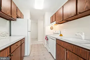 450 Girard St, Gaithersburg, MD 20877 - Photo 13