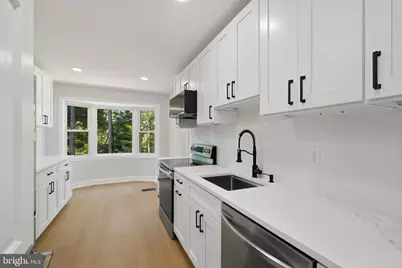 19701 Greenside Terrace, Gaithersburg, MD 20886 - Photo 9