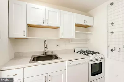 1900 Lyttonsville Road #110, Silver Spring, MD 20910 - Photo 13