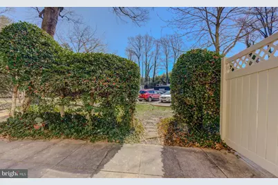 1900 Lyttonsville Road #110, Silver Spring, MD 20910 - Photo 25