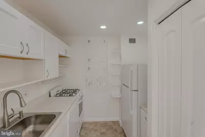 1900 Lyttonsville Road #110, Silver Spring, MD 20910 - Photo 9