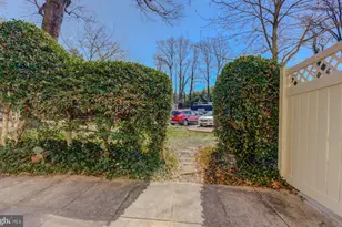 1900 Lyttonsville Rd, Silver Spring, MD 20910 - Photo 25
