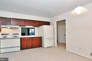 4847 Sangamore Rd, Bethesda, MD 20816 - Photo 9
