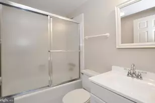 4847 Sangamore Rd, Bethesda, MD 20816 - Photo 23