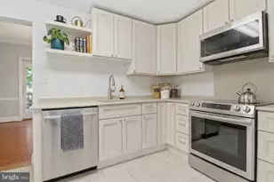8101 Connecticut Ave, Chevy Chase, MD 20815 - Photo 3