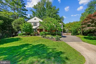 6 Old Stage Ct, Rockville, MD 20852 - Photo 3