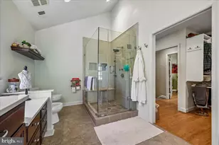 6 Old Stage Ct, Rockville, MD 20852 - Photo 37