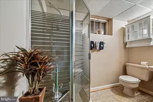 6 Old Stage Ct, Rockville, MD 20852 - Photo 53