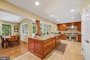 6 Old Stage Ct, Rockville, MD 20852 - Photo 7