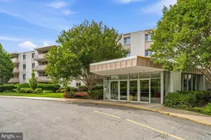 7501 Democracy Blvd, Bethesda, MD 20817 - Photo 1
