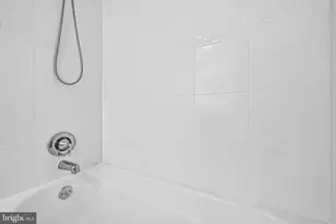 7501 Democracy Blvd, Bethesda, MD 20817 - Photo 13