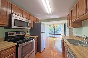 18140 Chalet Dr, Germantown, MD 20874 - Photo 9