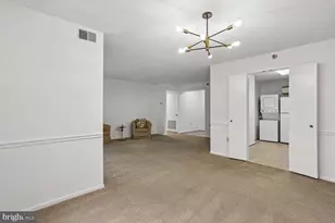 15100 Interlachen Dr, Silver Spring, MD 20906 - Photo 17