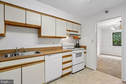 15100 Interlachen Drive #4-702, Silver Spring, MD 20906 - Photo 21