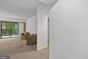 15100 Interlachen Dr, Silver Spring, MD 20906 - Photo 7