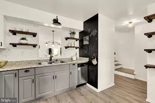 19123 Grotto Ln, Germantown, MD 20874 - Photo 9