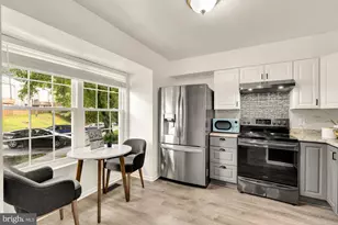 19123 Grotto Ln, Germantown, MD 20874 - Photo 5