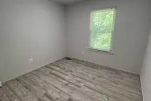 7701 Hiawatha Ln, Rockville, MD 20855 - Photo 11
