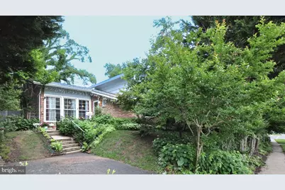 2212 McAuliffe Drive, Rockville, MD 20851 - Photo 3
