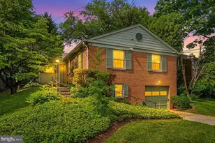 5605 Alta Vista Rd, Bethesda, MD 20817 - Photo 1
