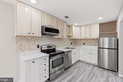 18323 Allspice Drive, Germantown, MD 20874 - Photo 11