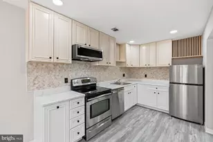 18323 Allspice Dr, Germantown, MD 20874 - Photo 11