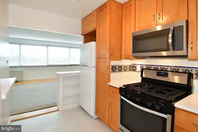 4515 Willard Avenue #1201S, Chevy Chase, MD 20815 - Photo 9