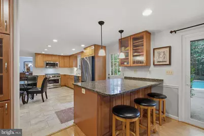 7006 Old Cabin Lane, Rockville, MD 20852 - Photo 5