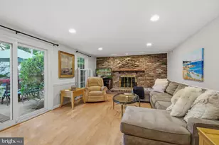 7006 Old Cabin Ln, Rockville, MD 20852 - Photo 3