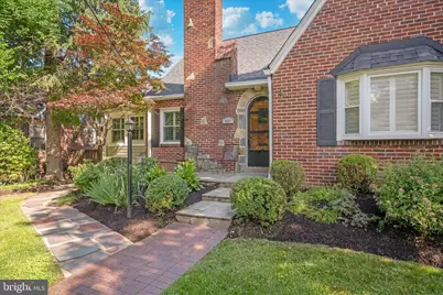 2021 Lansdowne Way, Silver Spring, MD 20910 - Photo 1