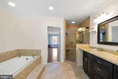 24604 Cutsail Drive, Damascus, MD 20872 - Photo 11