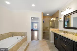 24604 Cutsail Dr, Damascus, MD 20872 - Photo 11