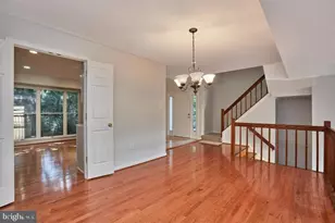 4836 Cloister Dr, Rockville, MD 20852 - Photo 7