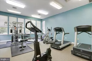 311 High Gables Dr, Gaithersburg, MD 20878 - Photo 37