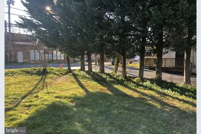 436 & 438 E Diamond Avenue, Gaithersburg, MD 20877 - Photo 3