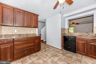 14019 Teaneck Terrace, Gaithersburg, MD 20878 - Photo 17