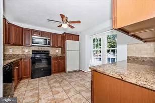 14019 Teaneck Terrace, Gaithersburg, MD 20878 - Photo 13