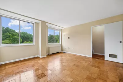 10401 Grosvenor Place #501, Rockville, MD 20852 - Photo 11