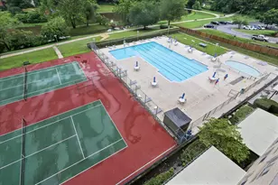 10401 Grosvenor Pl, Rockville, MD 20852 - Photo 21