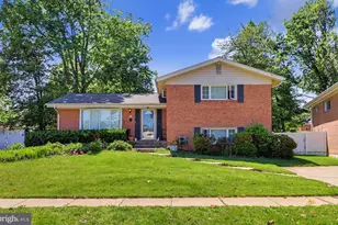 9912 Pomona Dr, Bethesda, MD 20817 - Photo 1