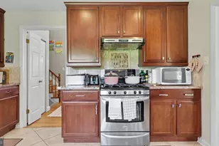 9912 Pomona Dr, Bethesda, MD 20817 - Photo 5