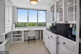 10500 Rockville Pike, Rockville, MD 20852 - Photo 9
