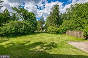 5905 Wilson Ln, Bethesda, MD 20817 - Photo 25
