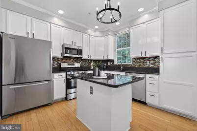 13026 Shamrock Glen Drive, Germantown, MD 20878 - Photo 7