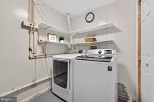 13026 Shamrock Glen Dr, Germantown, MD 20878 - Photo 23
