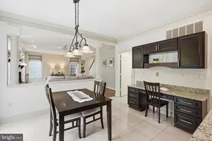 11308 Coral Gables Dr, North Potomac, MD 20878 - Photo 5