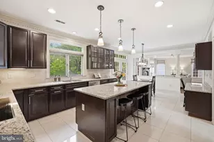 11308 Coral Gables Dr, North Potomac, MD 20878 - Photo 3