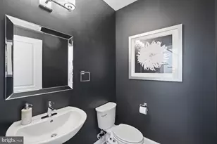11801 Dinwiddie Dr, Rockville, MD 20852 - Photo 15