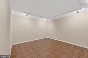 12600 Maidens Bower Dr, Potomac, MD 20854 - Photo 47